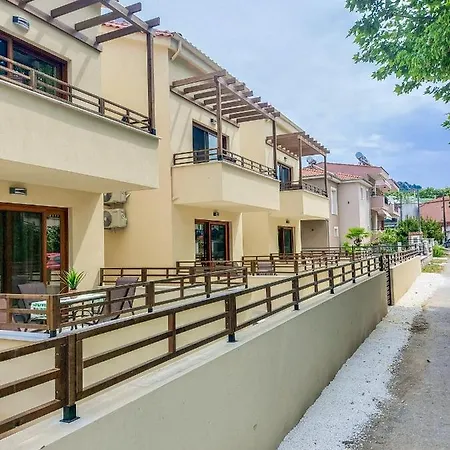 מלון דירות Naiades Urban