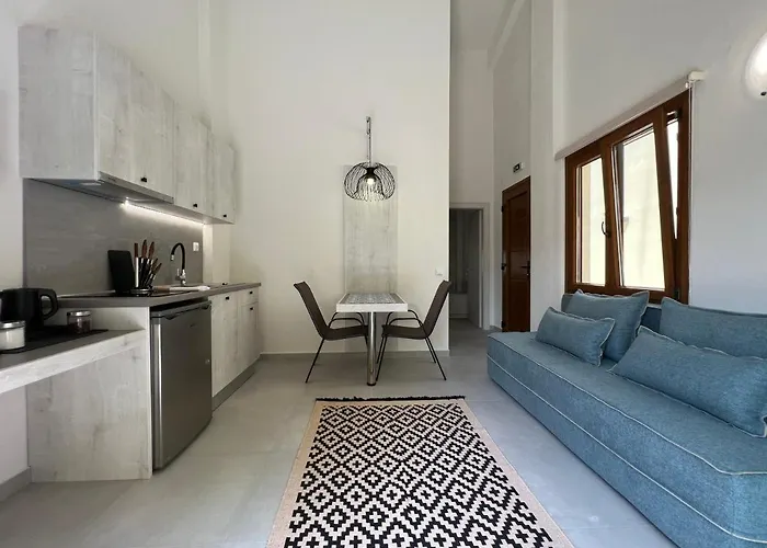 Naiades Urban מלון דירות